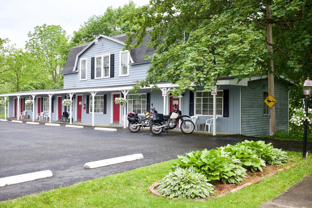 The Grayhaven Motel Ithaca Exterior photo
